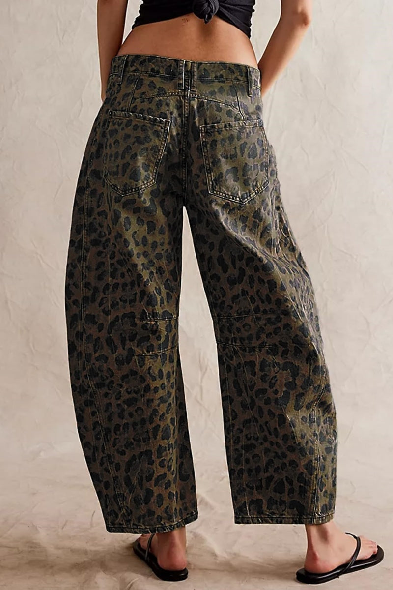 Chouyatou Barrel Jeans Women Wide Leg Cropped Jeans Y2k Mid Rise Baggy Jeans Boyfriend Denim Pants Harem Pants