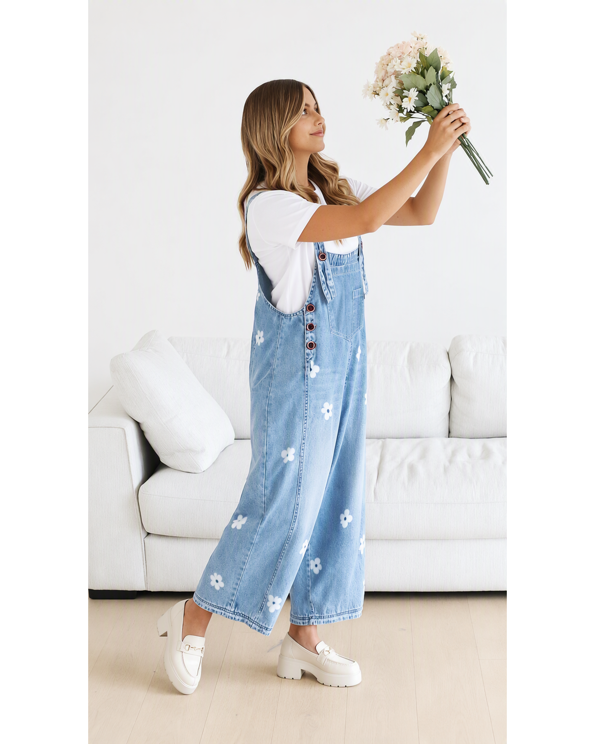 Chouyatou Women Floral Printed Adjustable Strap Denim Bib Overall Wide Leg Jeans Casual Baggy Overalls Jumpsuit