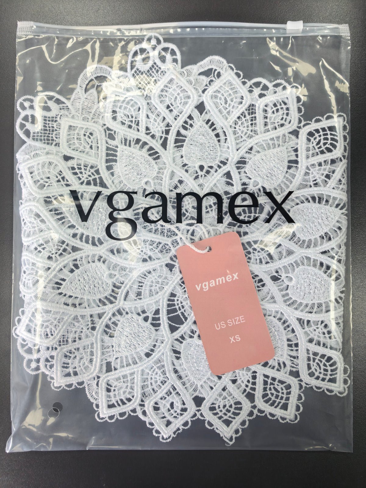 VGAMEX Round White Lace Non-paper Doilies Vintage Floral Lace Trim Linen Placemats Elegant Floral Embroidered Decorative Table Mat Centerpiece for Kitchen Dining Party