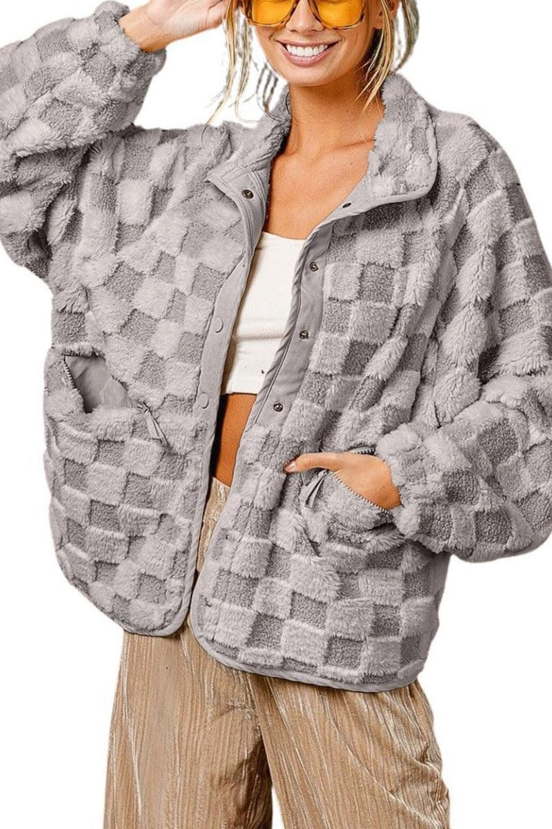 Chouyatou Women Winter Casual Checkered Fleece Jacket Fuzzy Oversized Sherpa Jacket Shacket Faux Fur Coat