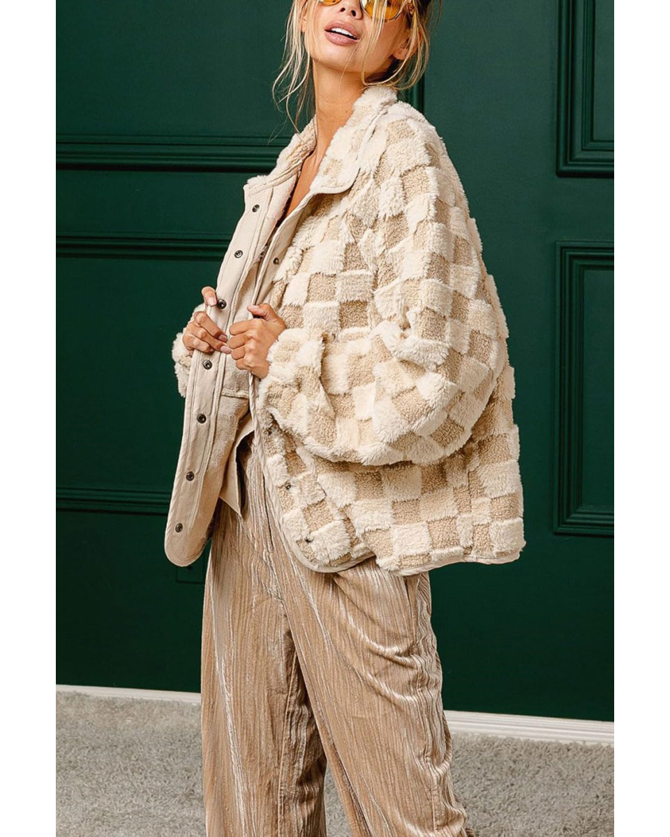 Chouyatou Women Winter Casual Checkered Fleece Jacket Fuzzy Oversized Sherpa Jacket Shacket Faux Fur Coat