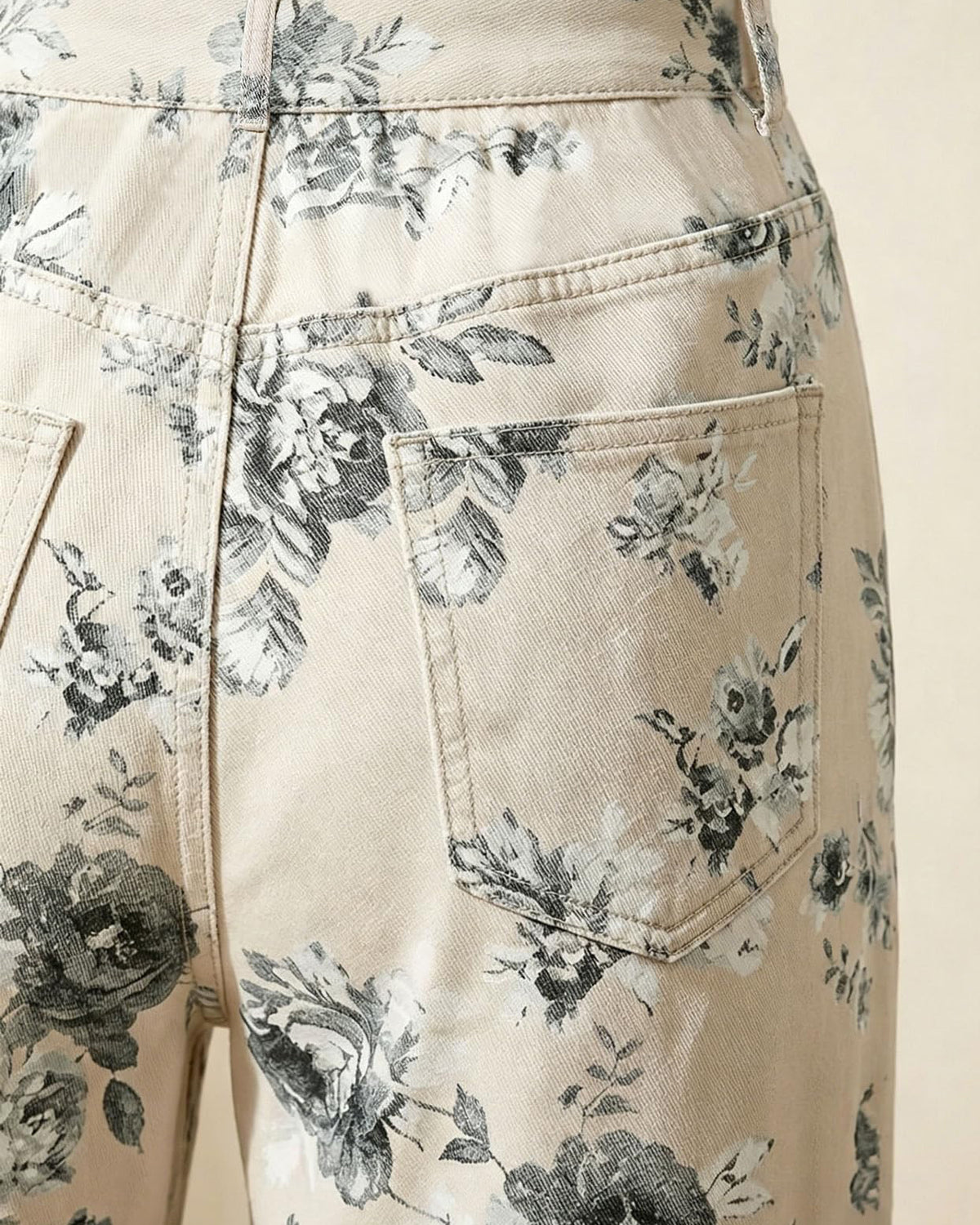 Chouyatou Women Mid Rise Cropped Wide Leg Jeans Baggy Floral Ankle Pants Denim Capris Flare Print Boho Palazzo Jeans Boyfriend