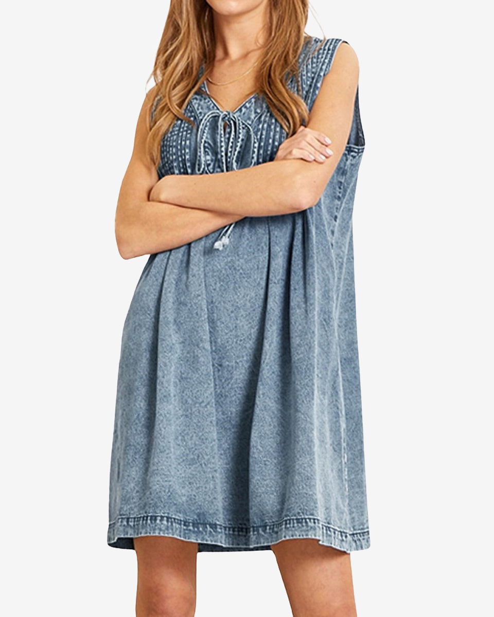 Chouyatou Women Vintage Mini Denim Dress Striped Sleeveless Jean Dress Short Smocked Dress Shift Dress Drawstring