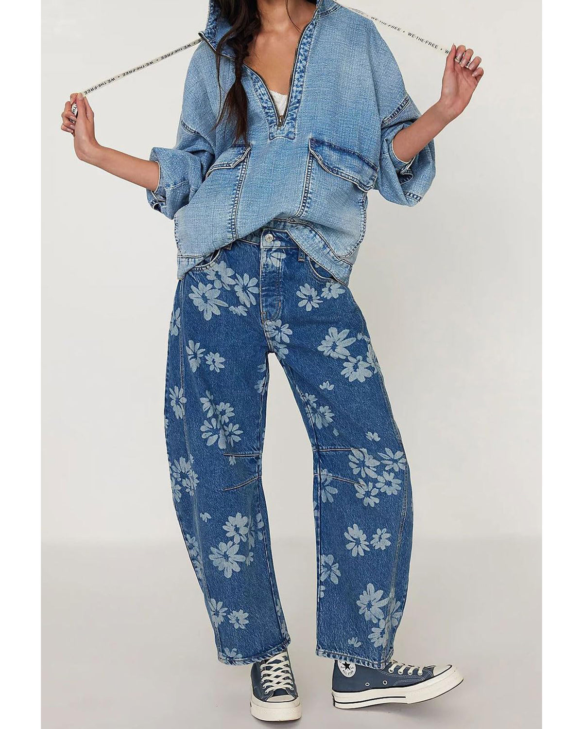 Chouyatou Women Y2k Distressed Barrel Jeans Baggy Wide Leg Jeans Floral Printed Boyfriend Patchwork Denim Pants