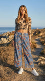 Chouyatou Women Mid Rise Cropped Wide Leg Jeans Baggy Floral Ankle Pants Denim Capris Flare Print Boho Palazzo Jeans Boyfriend