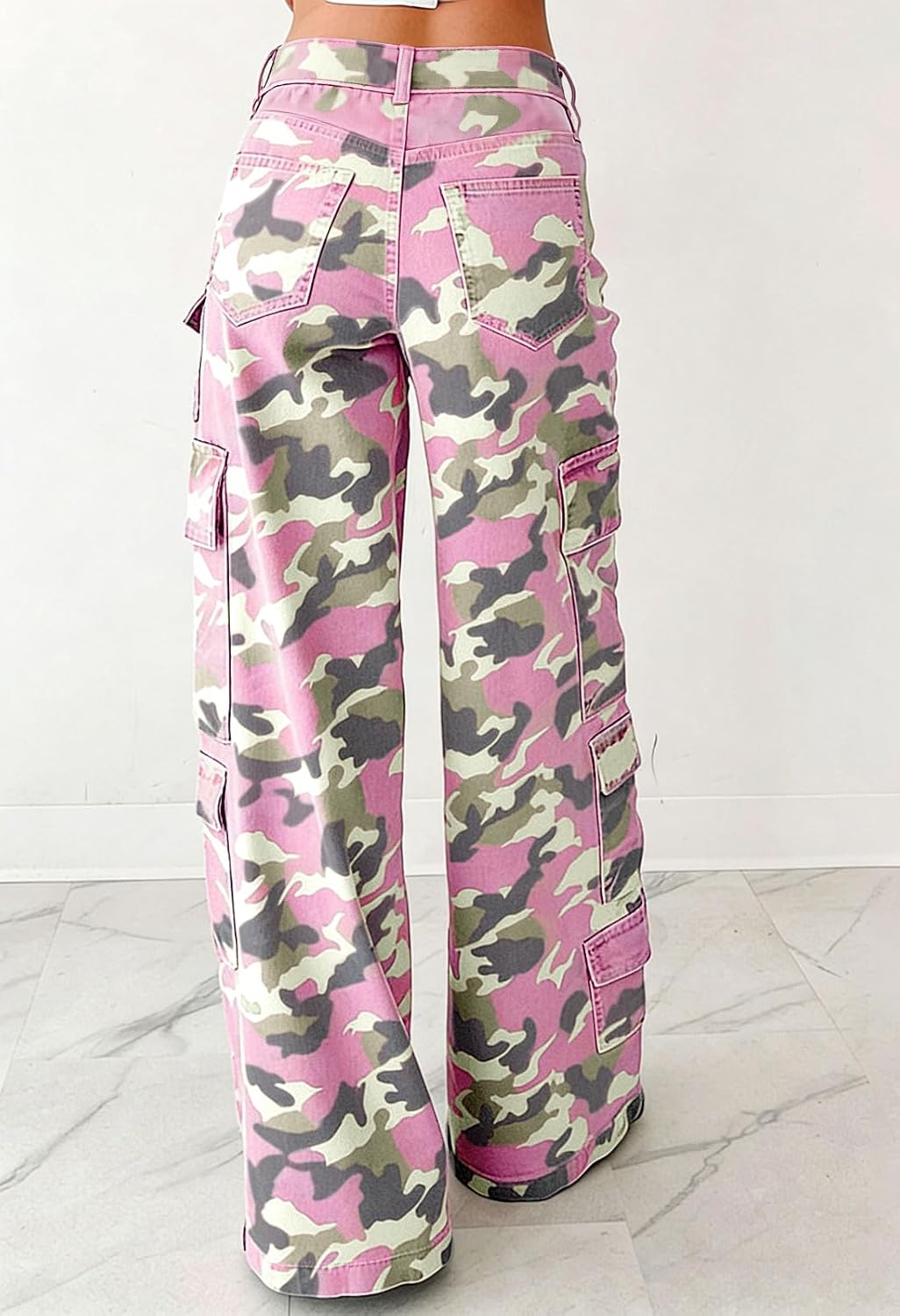 Chouyatou Women Casual Camo Print Denim Pants Y2k Wide Leg Cargo Jeans Flare Distressed Camouflage Jeans Sweatpants Pockets