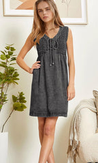 Chouyatou Women Vintage Mini Denim Dress Striped Sleeveless Jean Dress Short Smocked Dress Shift Dress Drawstring