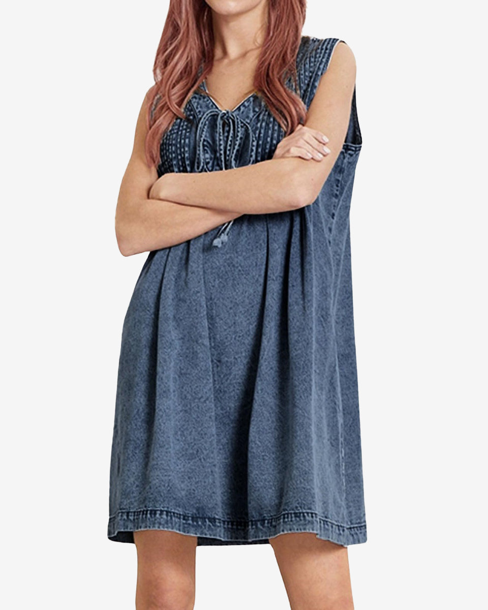Chouyatou Women Vintage Mini Denim Dress Striped Sleeveless Jean Dress Short Smocked Dress Shift Dress Drawstring