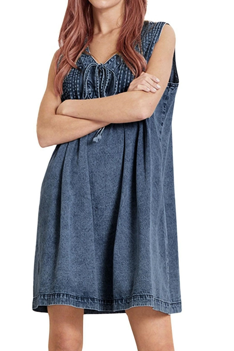 Chouyatou Women Vintage Mini Denim Dress Striped Sleeveless Jean Dress Short Smocked Dress Shift Dress Drawstring