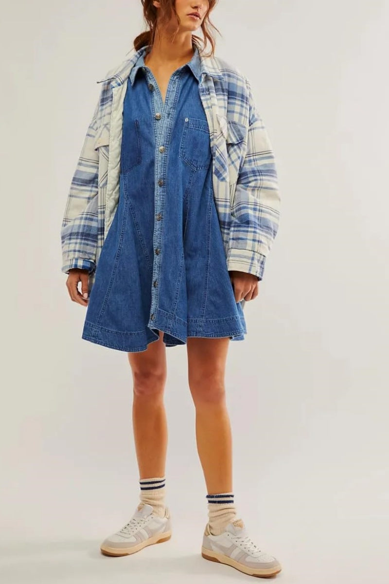 Chouyatou Womens Long Sleeve Button Down Denim Dress A Line Swing Ruffle Midi Jean Dress with Pockets