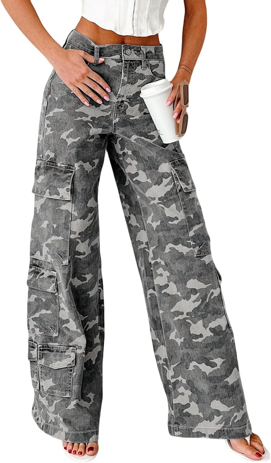 Chouyatou Women Casual Camo Print Denim Pants Y2k Wide Leg Cargo Jeans Flare Distressed Camouflage Jeans Sweatpants Pockets