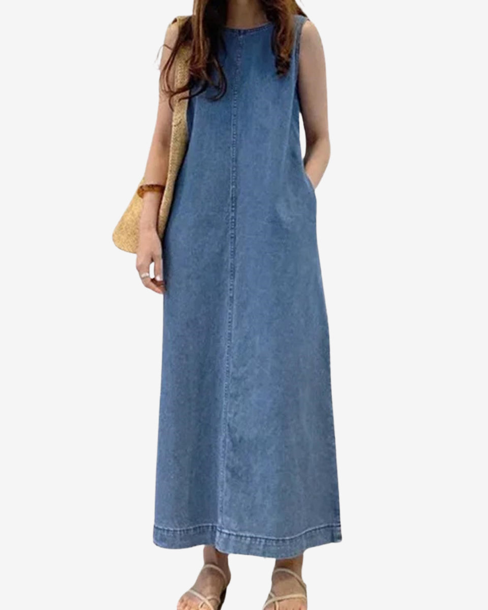 Chouyatou Womens Casual Sleeveless Maxi Denim Dress Crewneck Vintage Loose Long Tank Jean Dress with Pockets