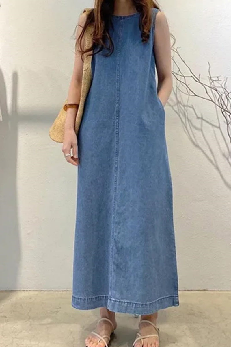Chouyatou Womens Casual Sleeveless Maxi Denim Dress Crewneck Vintage Loose Long Tank Jean Dress with Pockets