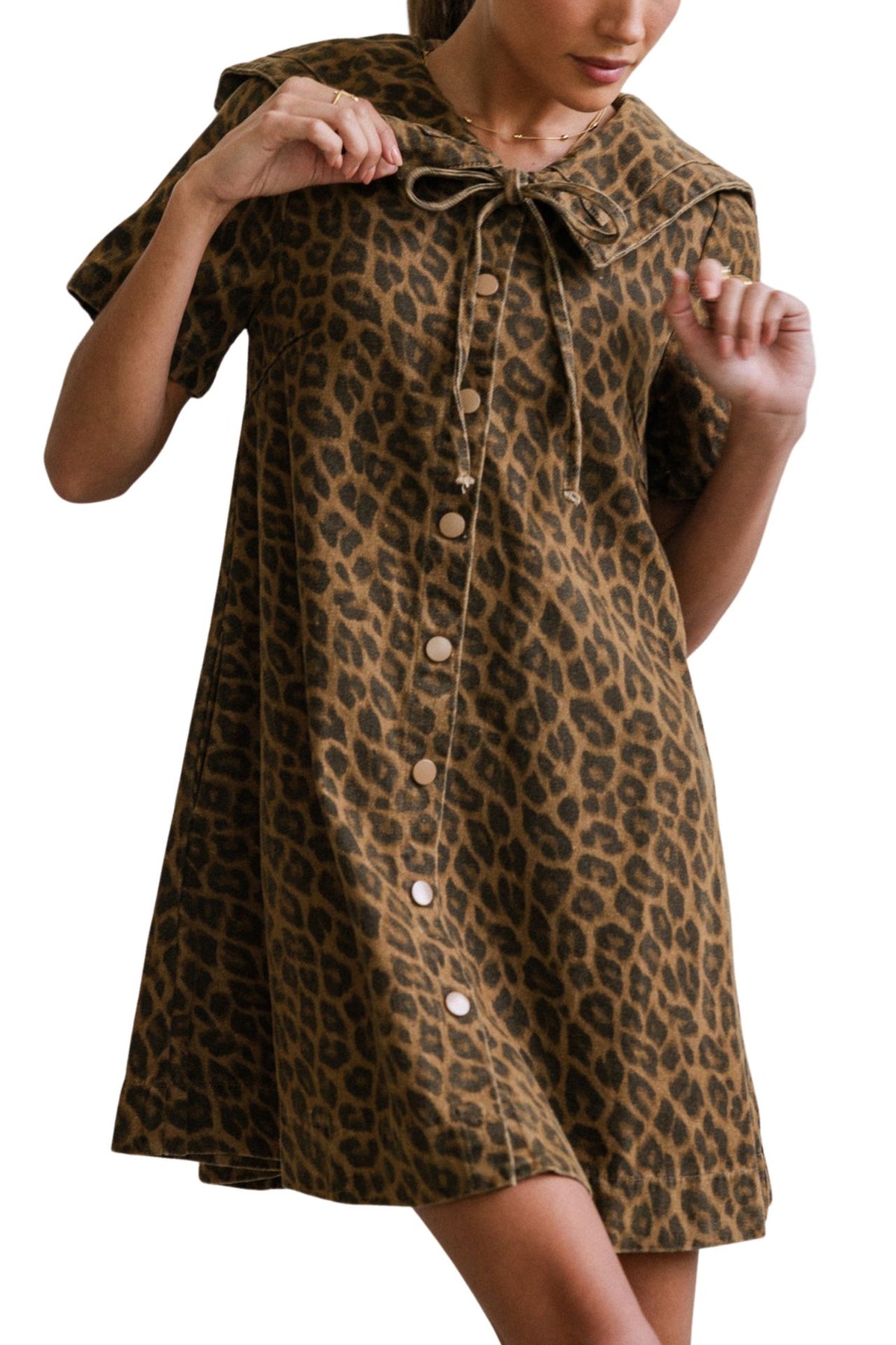 Chouyatou Women's Leopard Print Short Sleeve denim Dress Button Down Peter Pan Collar Midi Jean Dress