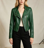 UTCOCO Women's Faux Leather Motorcycle Jacket Oversized Zip Up Winter Coat Outerwear 2025 Fall Fashion Clothes